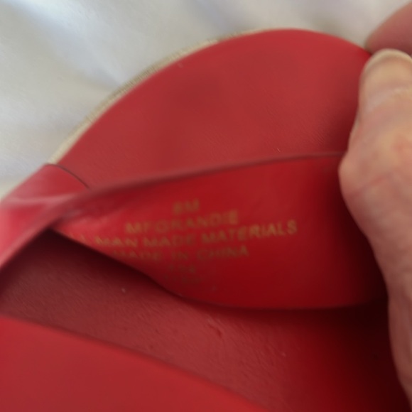 Marc Fisher Red Sandals - Picture 11 of 11